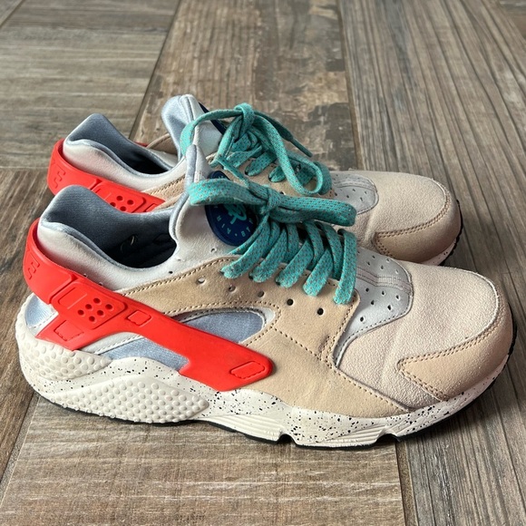 Nike Air Huarache Run Premium Desert Ore - Picture 4 of 10